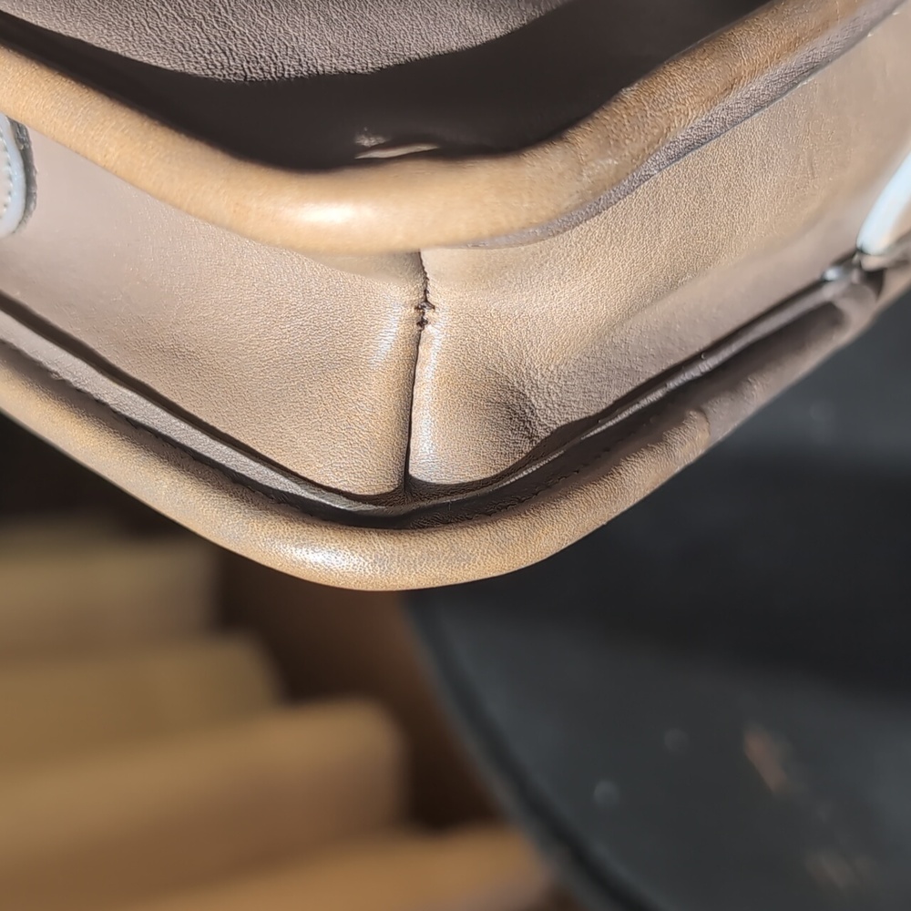 Vintage Coach Small Saddle Pouch, Grey, NYC - Picture 11 of 16